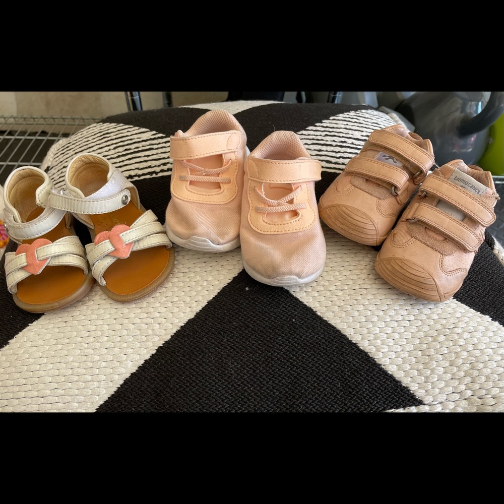 Size 5 toddler shoes